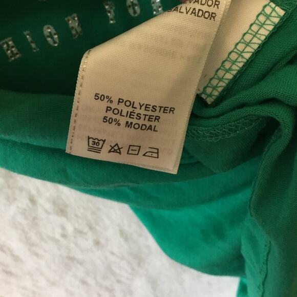 True Religion Green V-Neck T-Shirt - Picture 9 of 11